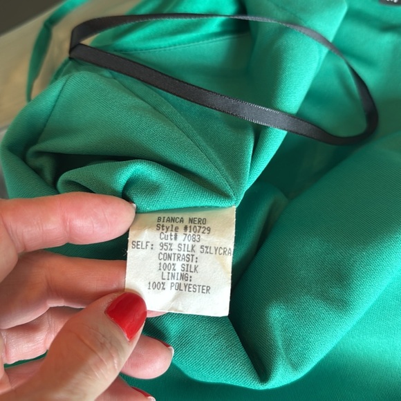 BEACH WEDDING Gorgeous Green Silk Mermaid Dress - Medium - Worn Once! - Picture 10 of 13